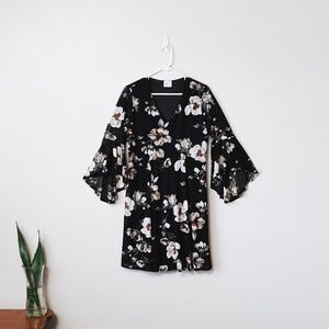 Siren Lily 3/4 Bell Sleeves Black Floral D…